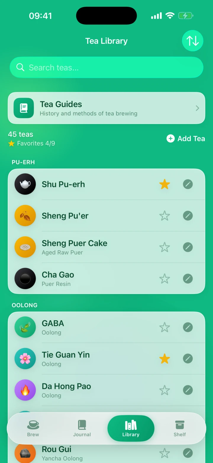 Tea Master library screen showing 45 teas grouped by family — Shu Pu-erh, Sheng Pu'er, Sheng Puer Cake and Cha Gao under Pu-erh, GABA, Tie Guan Yin, Da Hong Pao and Rou Gui under Oolong — with a search field and a Tea Guides entry